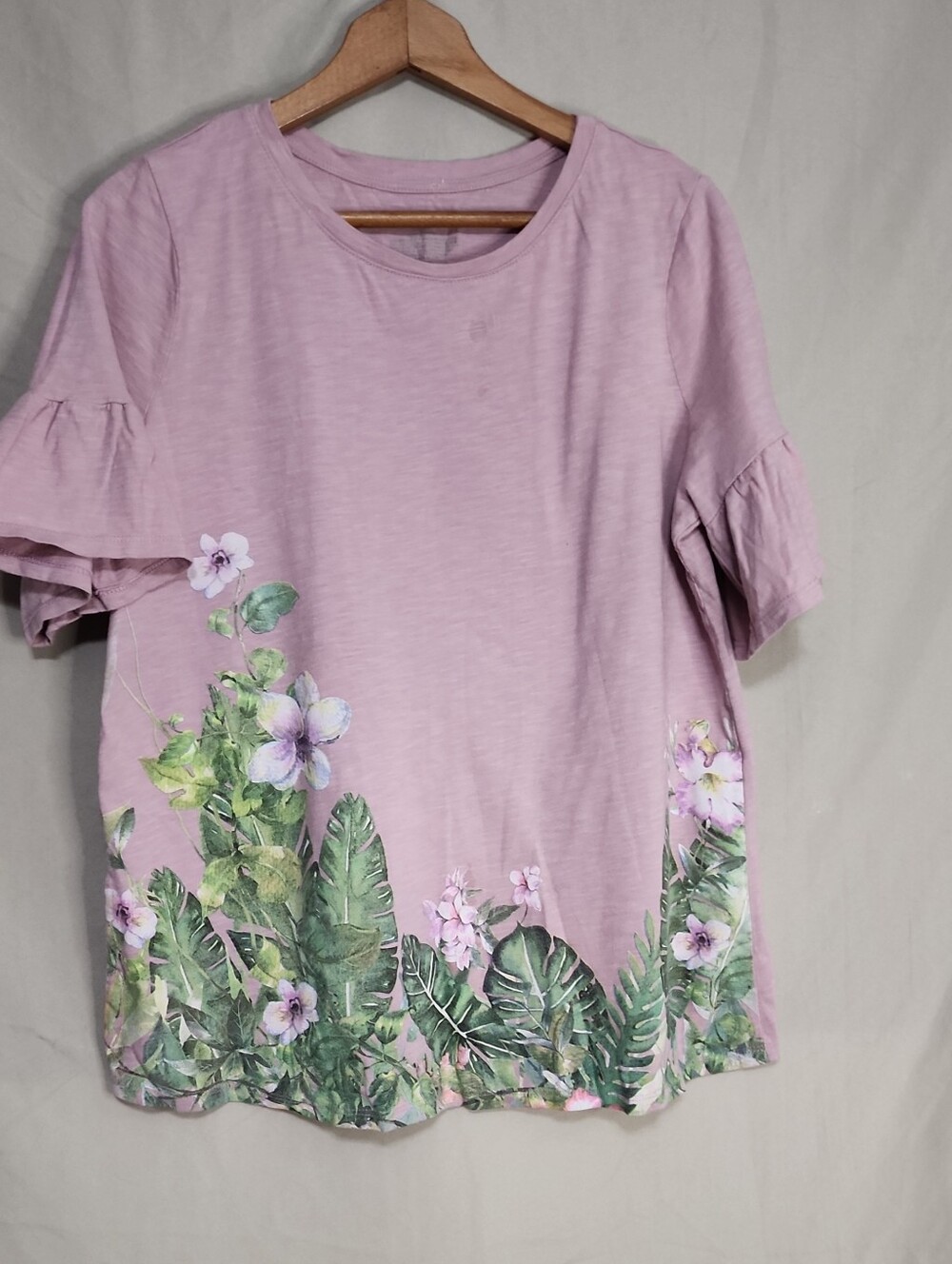 Lane Bryant Lilac Floral Border Short Sleeve Tee